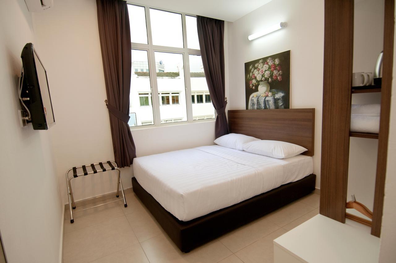 Hotel Cheqinn Іпох Екстер'єр фото